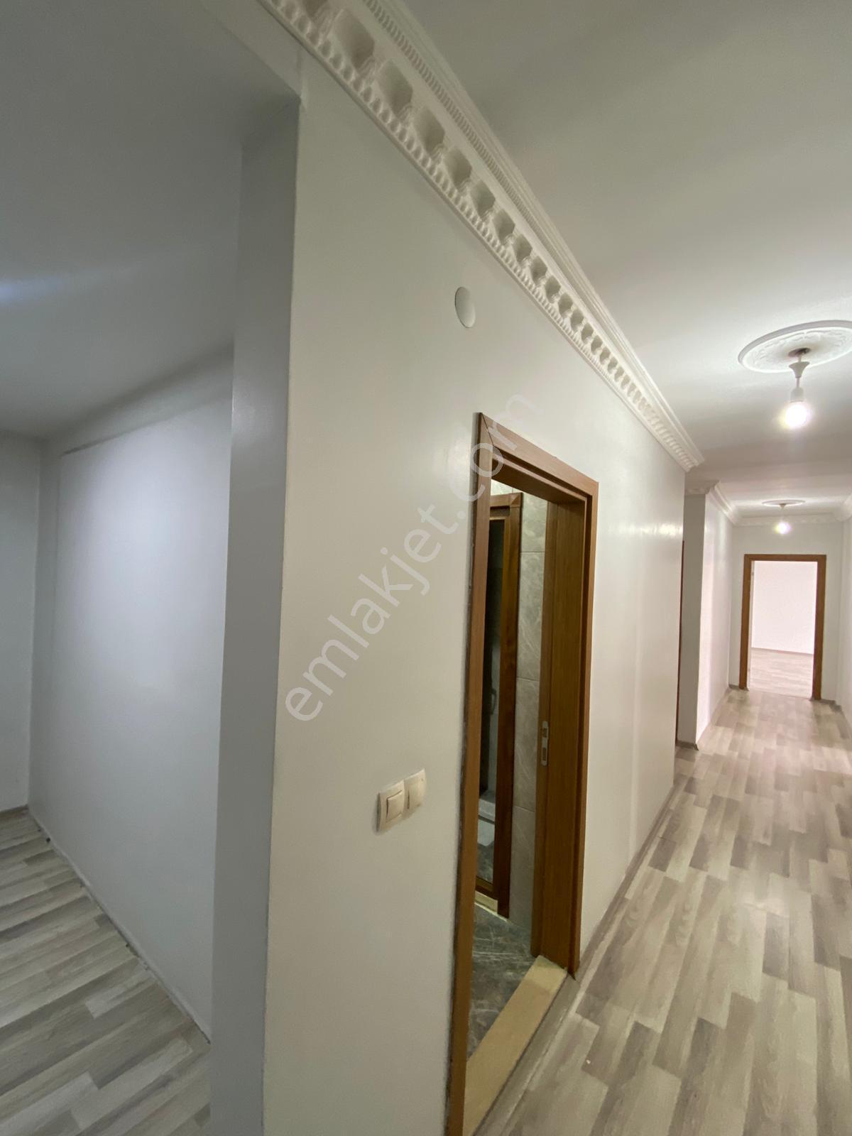 Alipaşa Mahallesi Suvaroğlu'nda Satılık Geniş 4+1 Daire - Görsel 24
