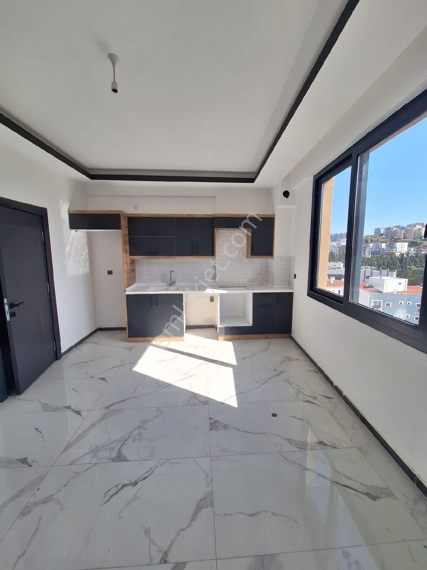 Kuşadası Alacamescit Mahallesinde Satılık Yeni 1+1 60 M2 Daire - Görsel 2