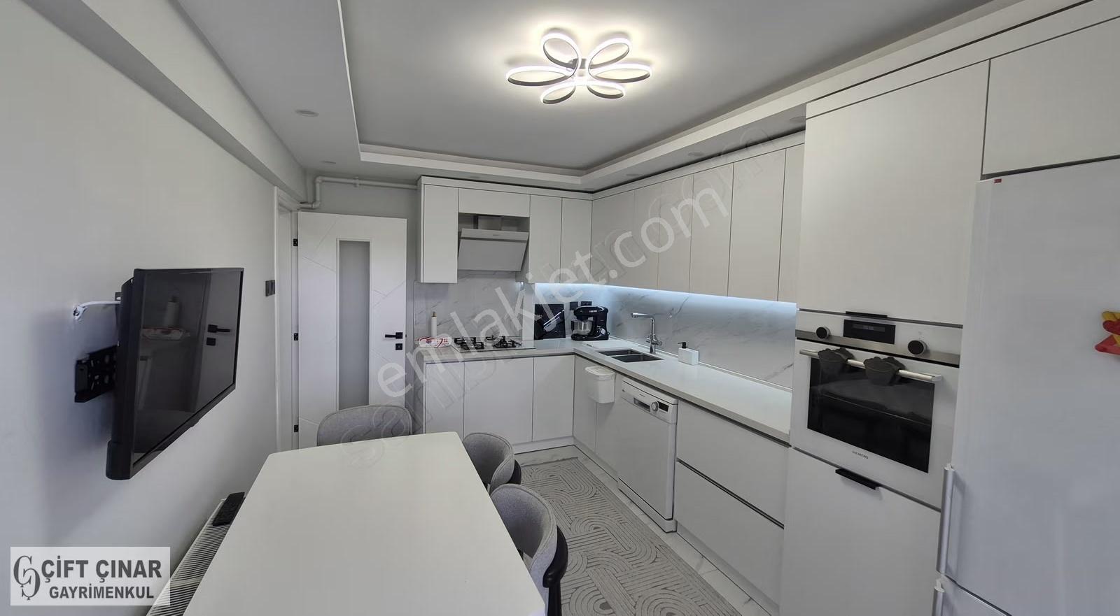 Uncubozköy'de Önü Açık Full Yapılı Masrafsız Mükemmel Daire - Görsel 3