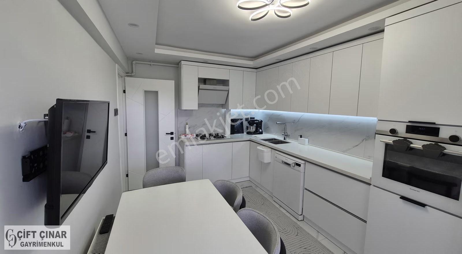 Uncubozköy'de Önü Açık Full Yapılı Masrafsız Mükemmel Daire - Görsel 15
