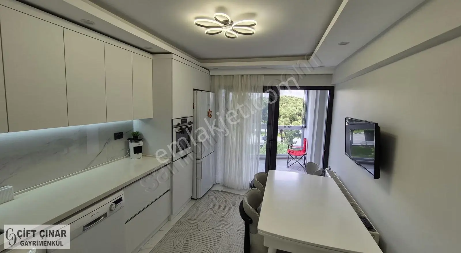 Uncubozköy'de Önü Açık Full Yapılı Masrafsız Mükemmel Daire - Görsel 32