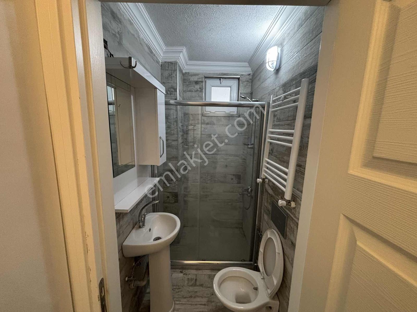Atakum Körfez Tramvay Durağı Yolu Üzerinde Kiralık 1+1 Daire - Görsel 35