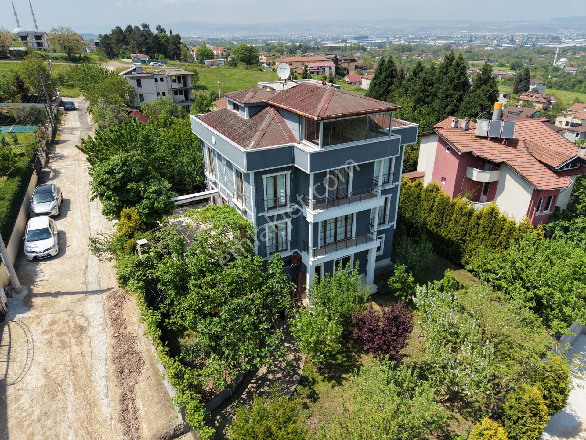 Kartepe Suadiye’de 687 M2 Arsa İçinde Satılık Müstakil Villa - Görsel 7