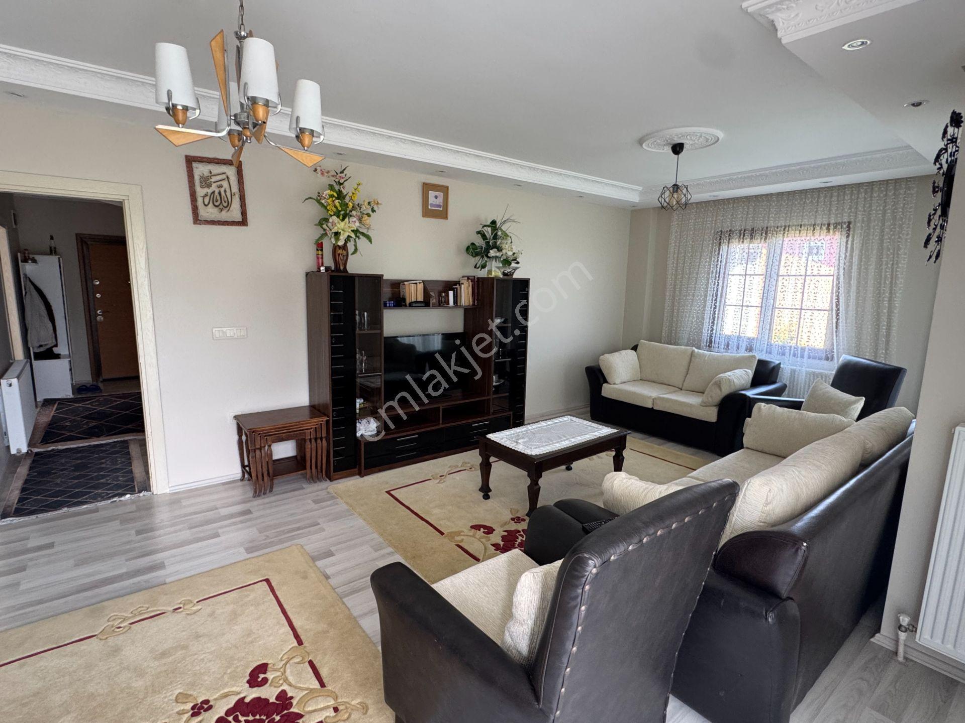Kartepe Suadiye’de 687 M2 Arsa İçinde Satılık Müstakil Villa - Görsel 18