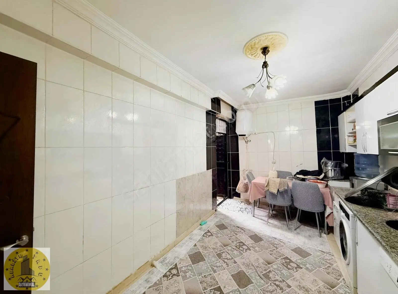 Realite Tapu'dan Piazza'nın Orada Uygun Fiyatlı Geniş Daire - Görsel 3