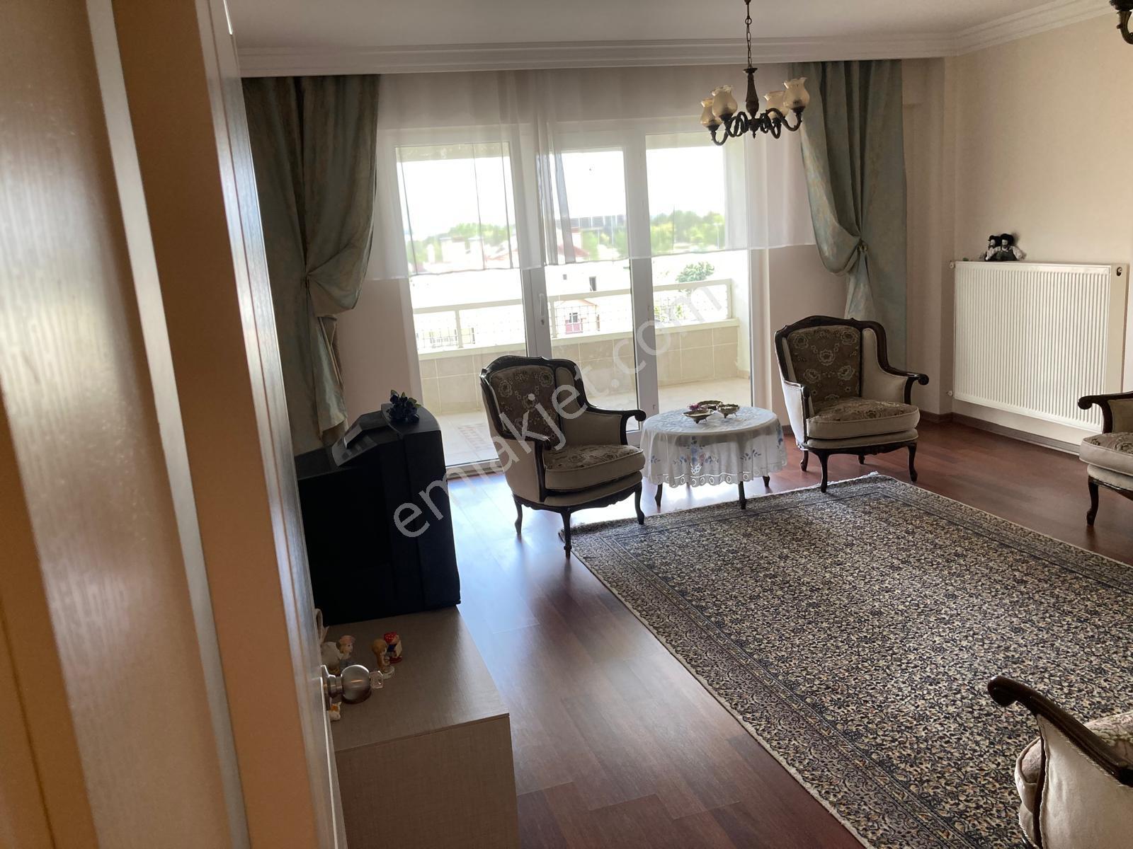 Mogan Gölü Manzaralı, Site İçinde, Sahibinden Satılık Villa - Görsel 18