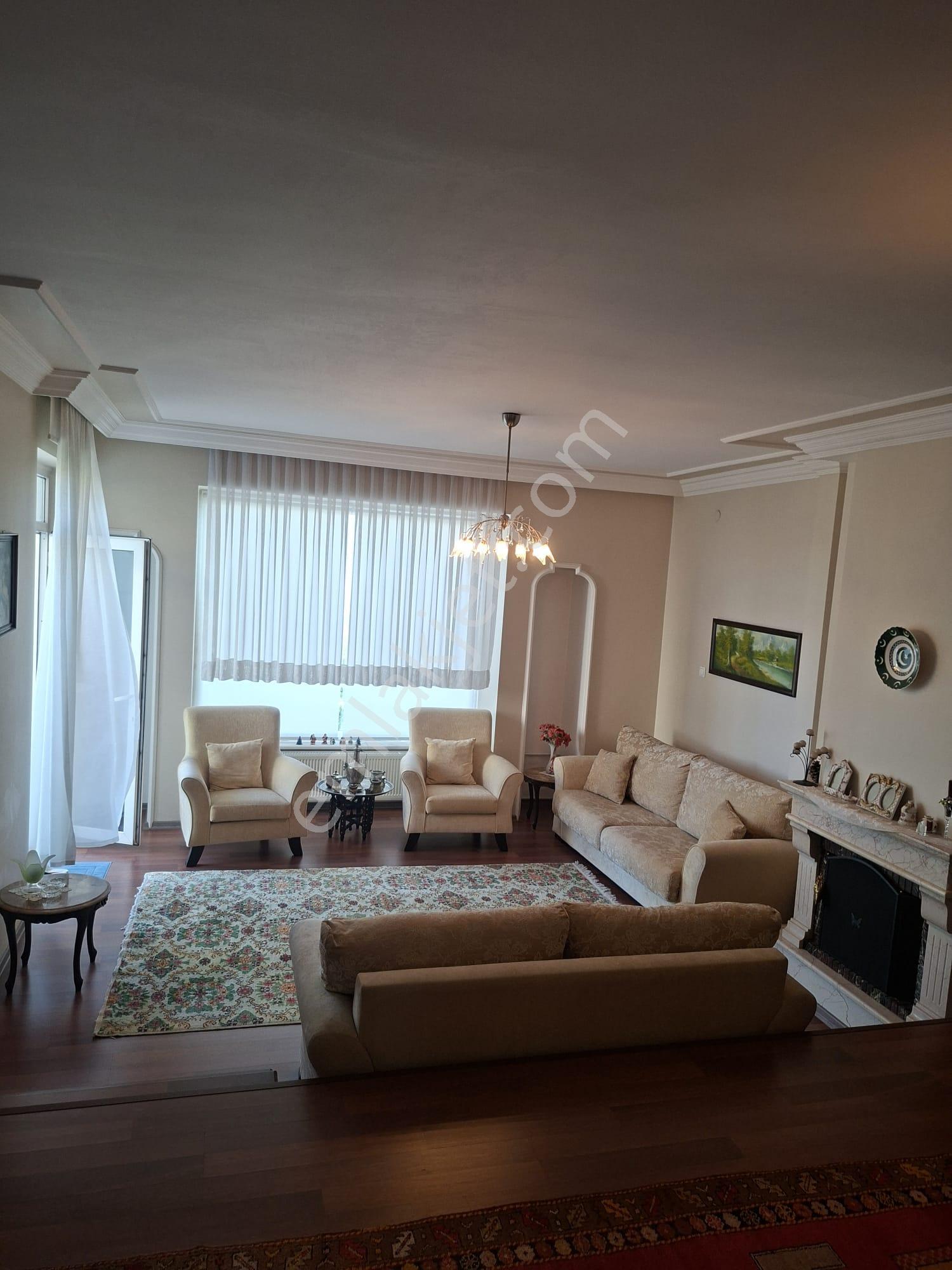 Mogan Gölü Manzaralı, Site İçinde, Sahibinden Satılık Villa - Görsel 25