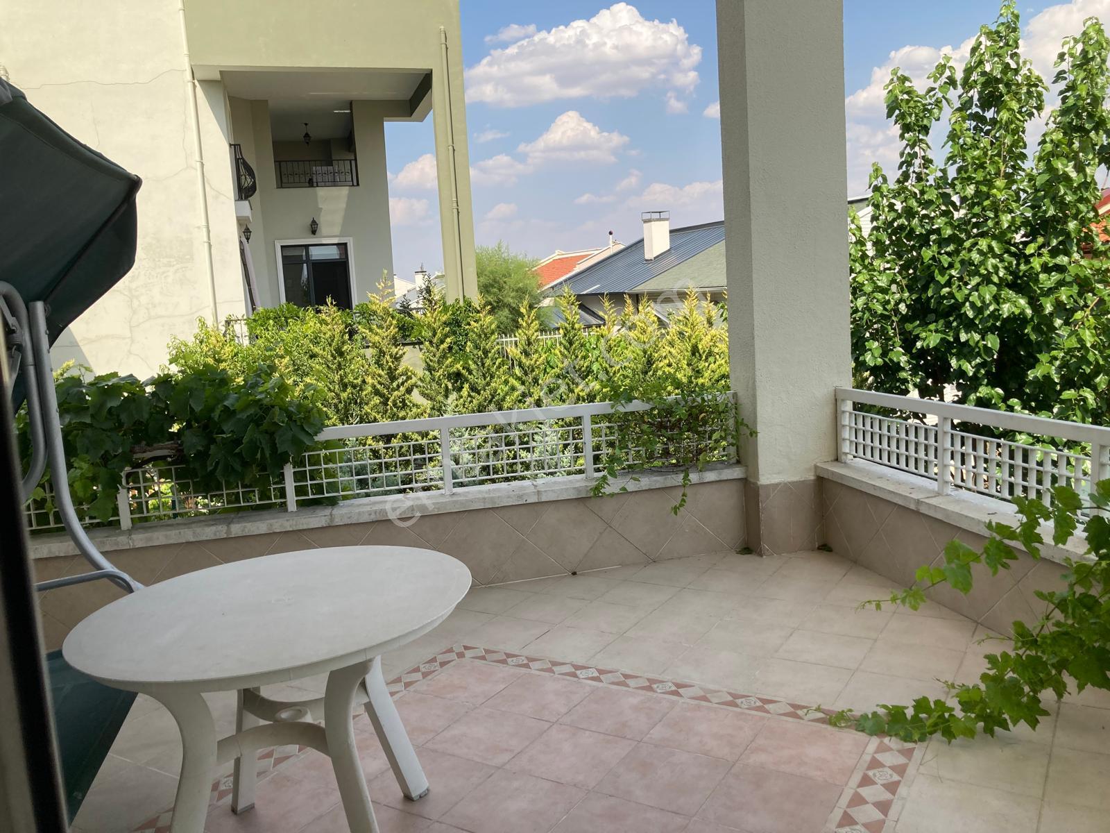 Mogan Gölü Manzaralı, Site İçinde, Sahibinden Satılık Villa - Görsel 31