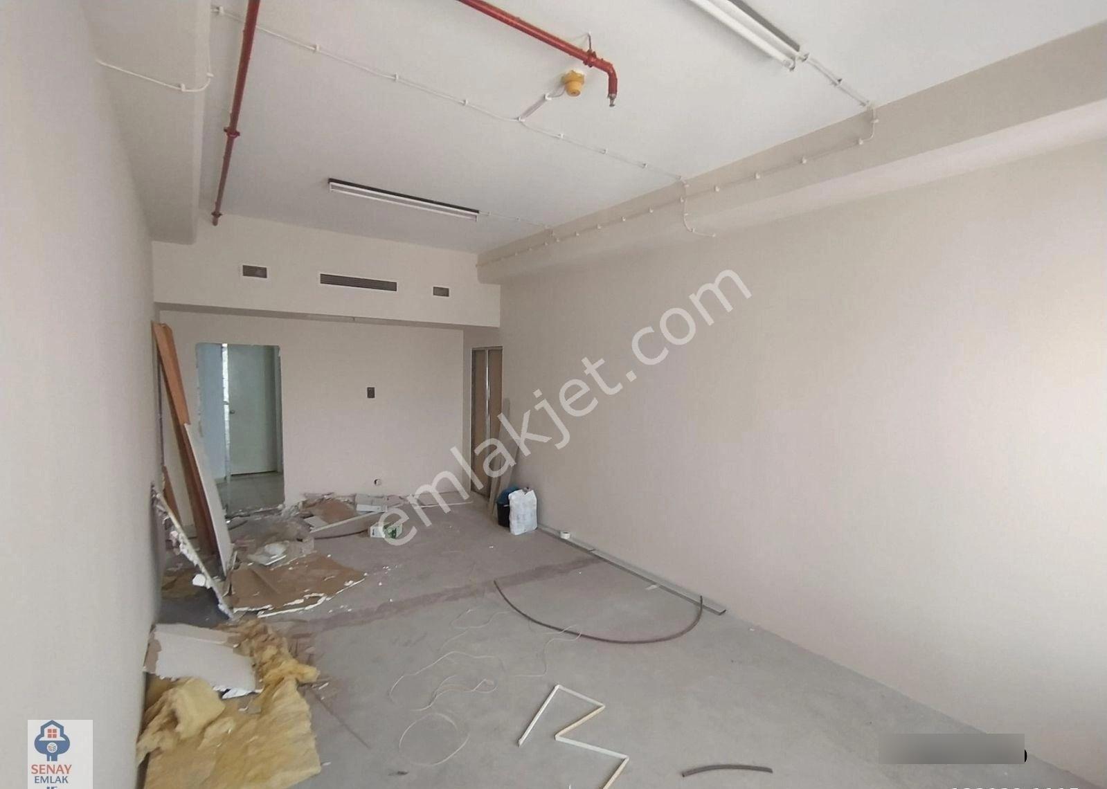Mersin İn Kalbinde (gökdelen İş Merkezi) 25 M2 Satılık Ofis Büro - Görsel 9
