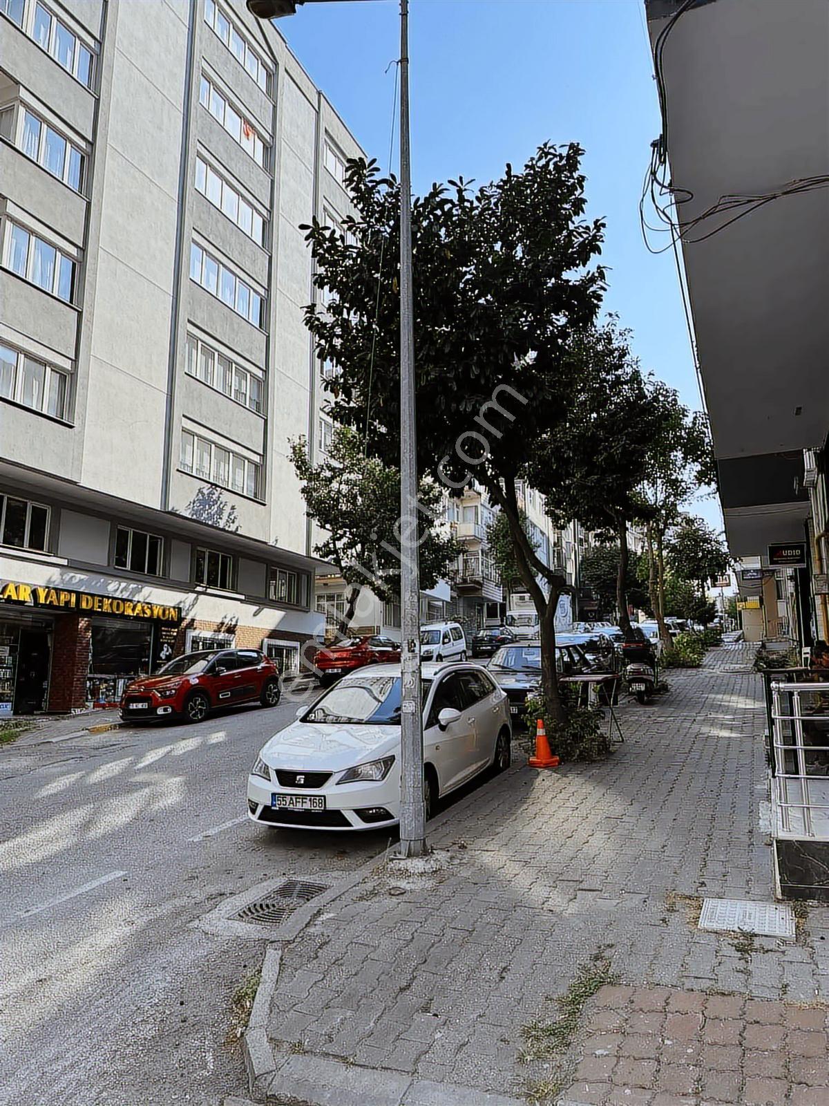 Deneyim'den 56'larda İçi Yapılı Otomatik Kepenkli Dükkan & Depo - Görsel 2