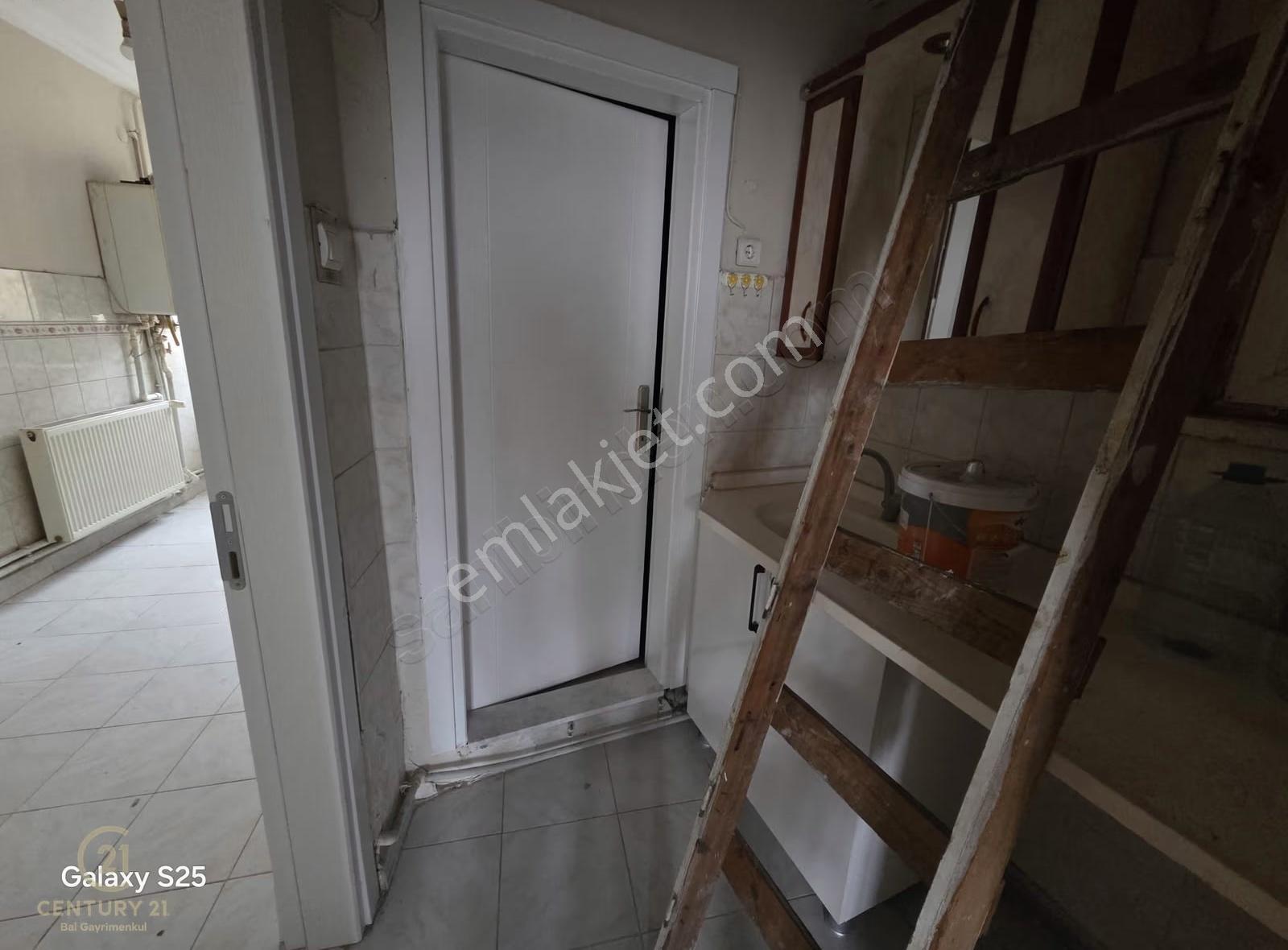 Century21 Bal'dan Hisariçi Mah.de Satılık 3+1 Daire - Görsel 10