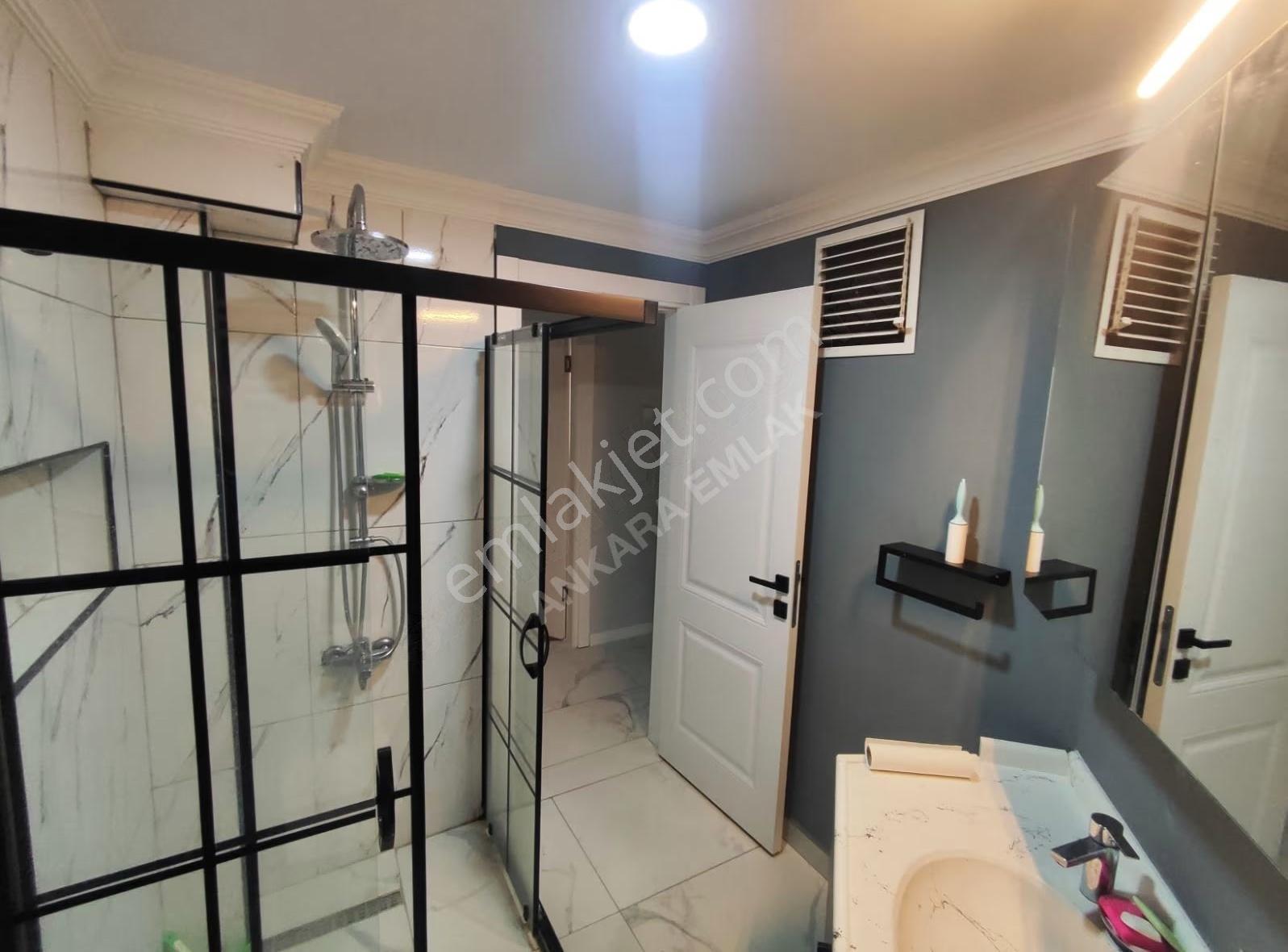 Ankara Emlak'tan Tunalı Da 2+1 Full Yapılı Geniş Kiralık Daire - Görsel 8