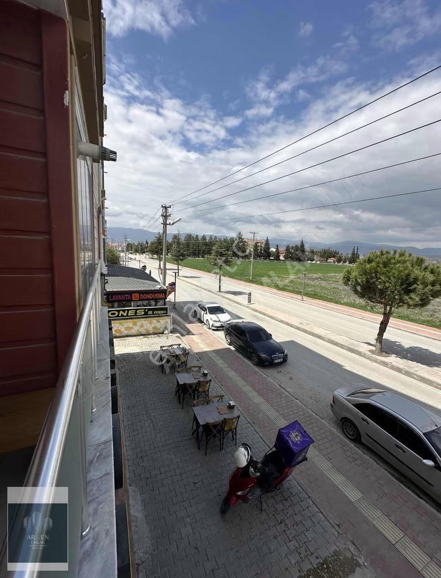 Ar&en Emlaktan Emekte Cadde Üzeri Fırsat Daire - Görsel 8