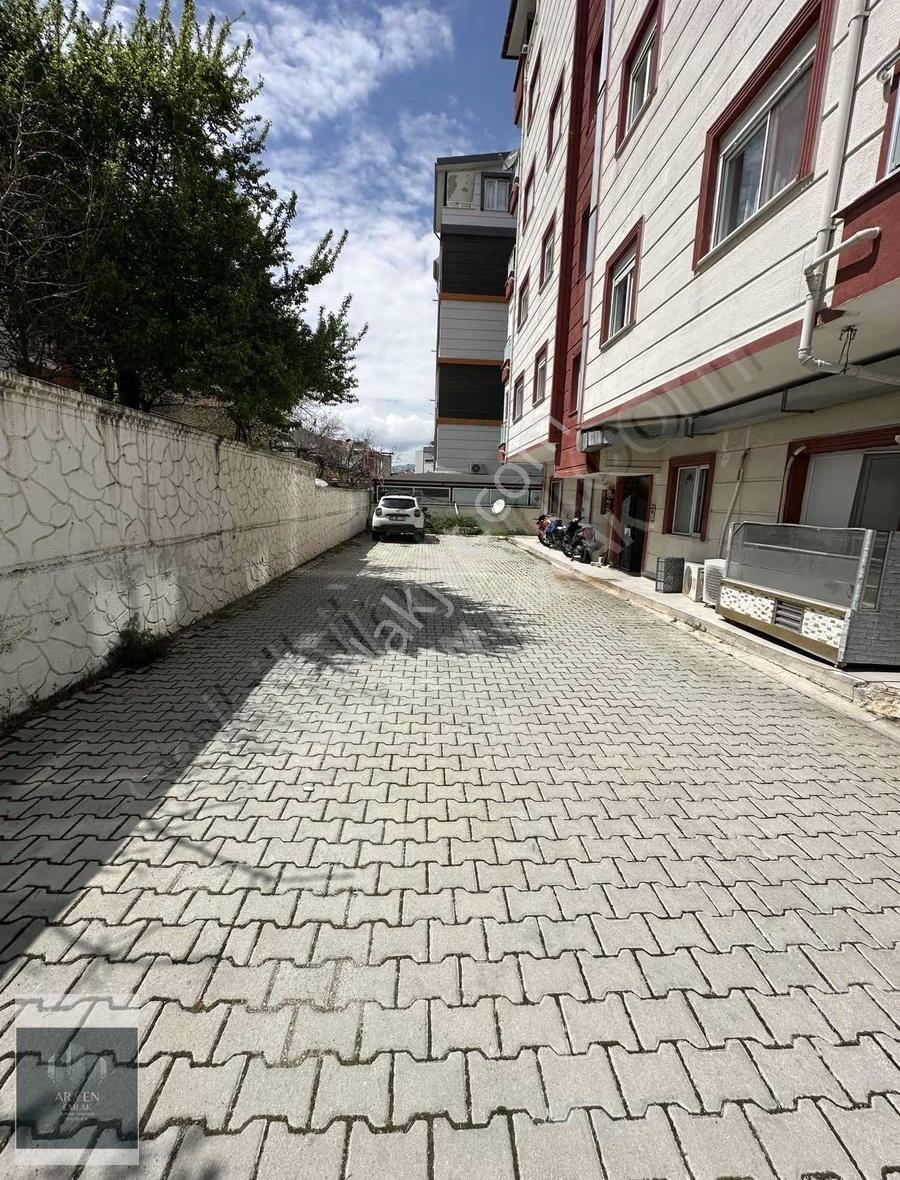 Ar&en Emlaktan Emekte Cadde Üzeri Fırsat Daire - Görsel 11