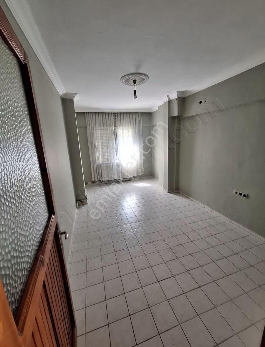 Bahceli Müstakil Trablex Kiralık 3+1yüksel Hudut Emlak Teraslı - Görsel 16