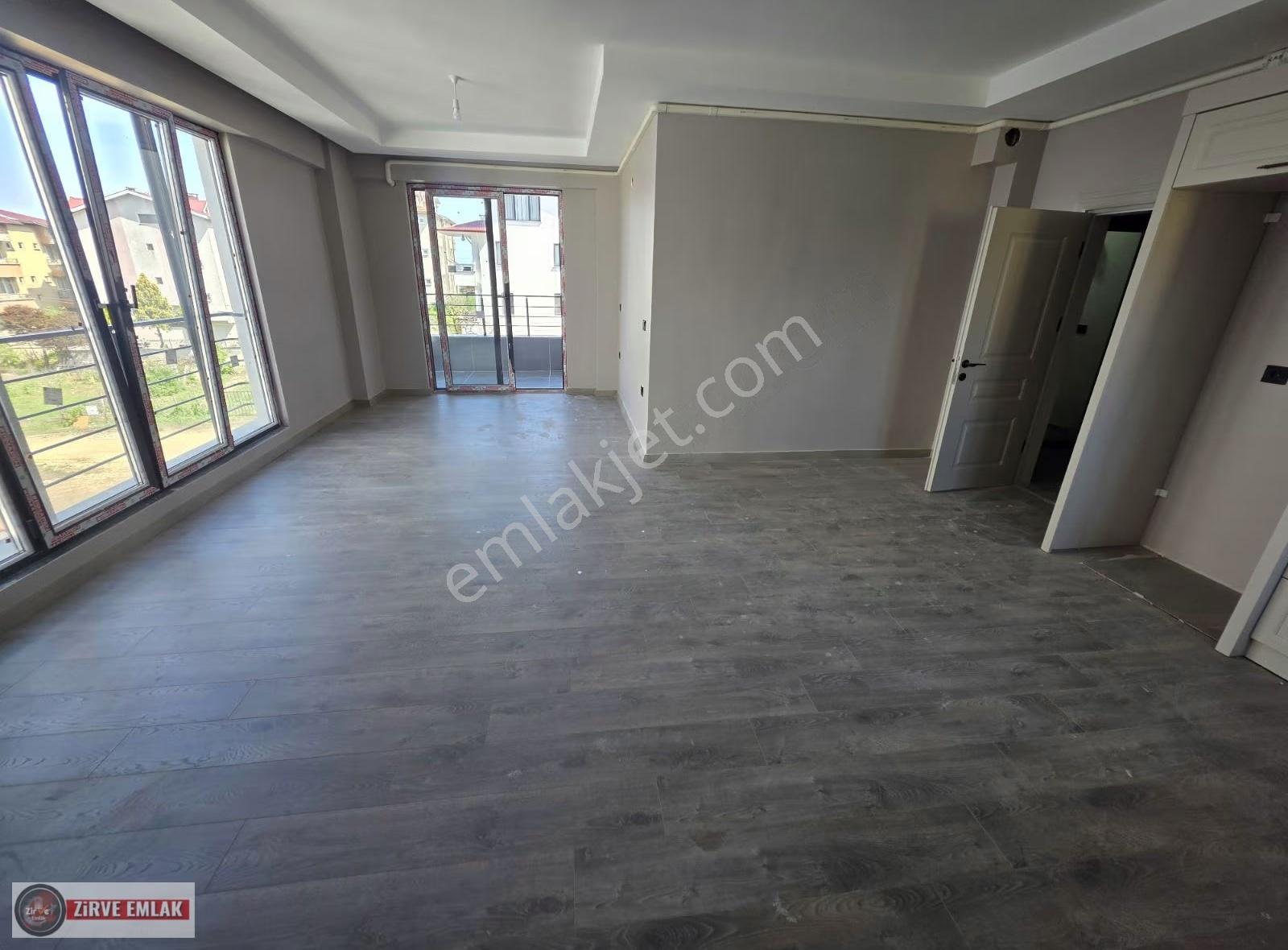 Zirve Emlak'tan Kumbaşı Mahallesi'nde Satılık 3+1 Daire. - Görsel 8