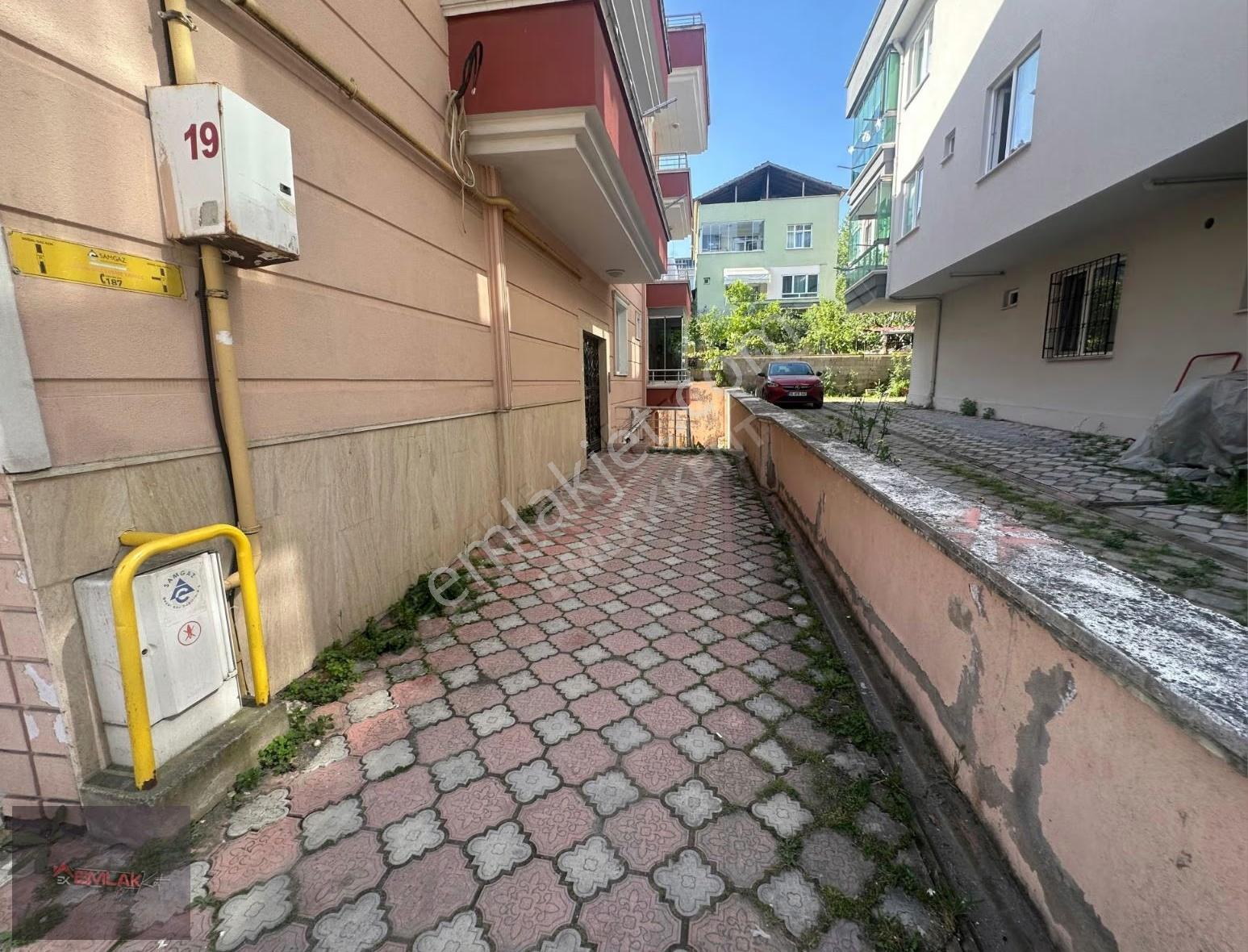 Emlak Kent'ten Tramvaya Cephe Fırsat Satılık 2+1 Daire - Görsel 11