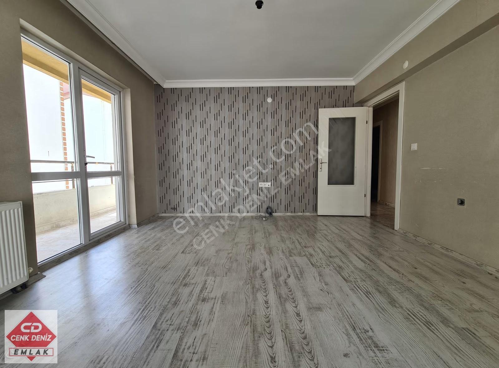 Gerçek Kat Gerçek Fiyat Acil Satılık Cadde Üzeri Kök Tapu 3+1 - Görsel 14