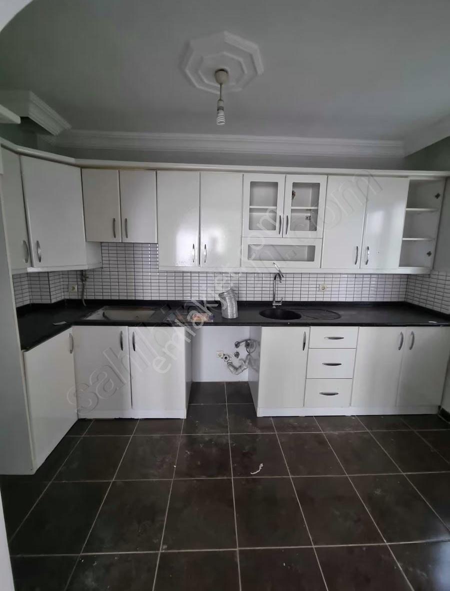 Sevgi Emlaktan Ortamahalede Kiralık Daire - Görsel 13