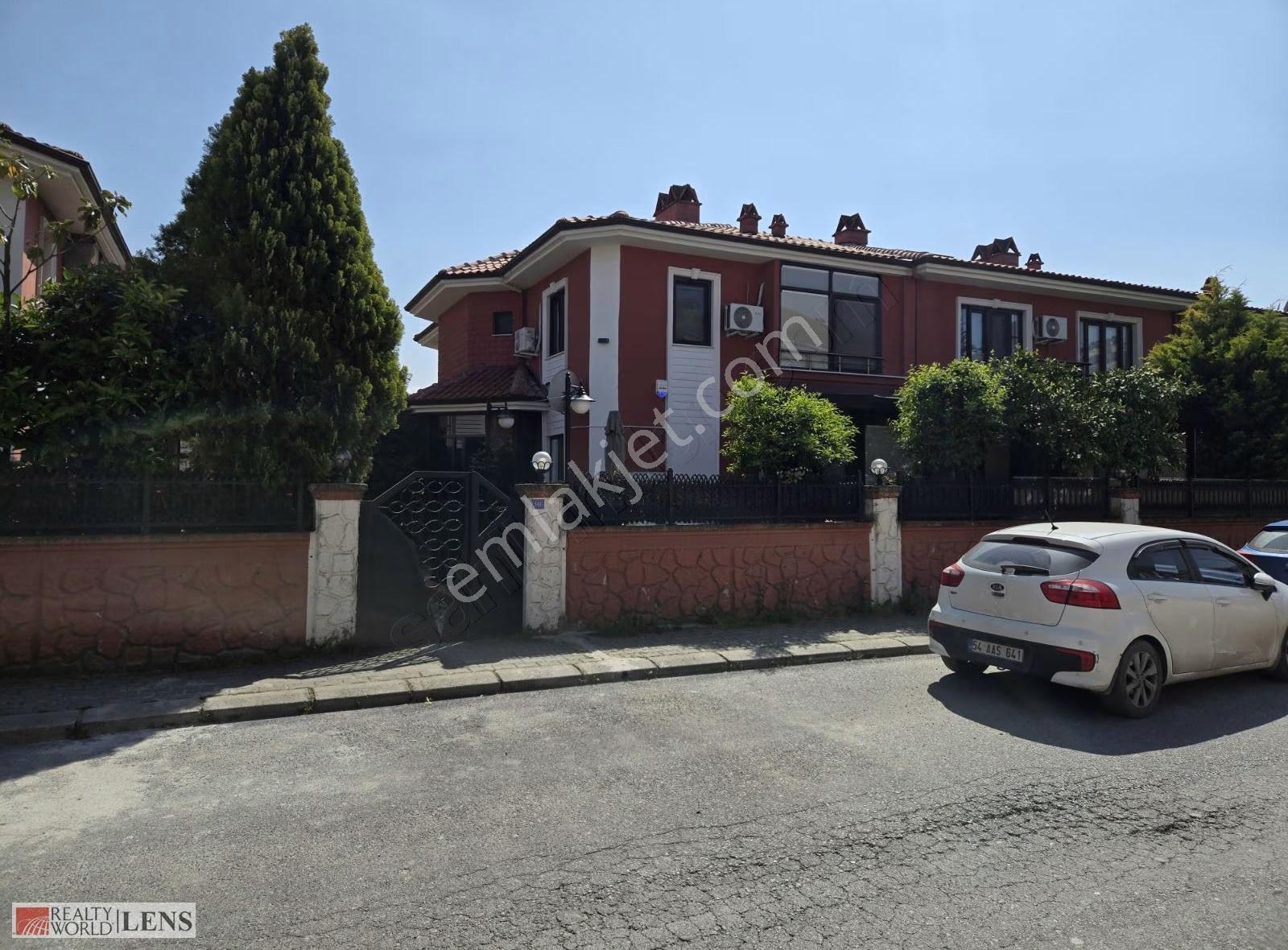 Serdivan Bahçelievlerde Şehrin Merkezinde Ultra Lüks 4+1 Villa! - Görsel 27
