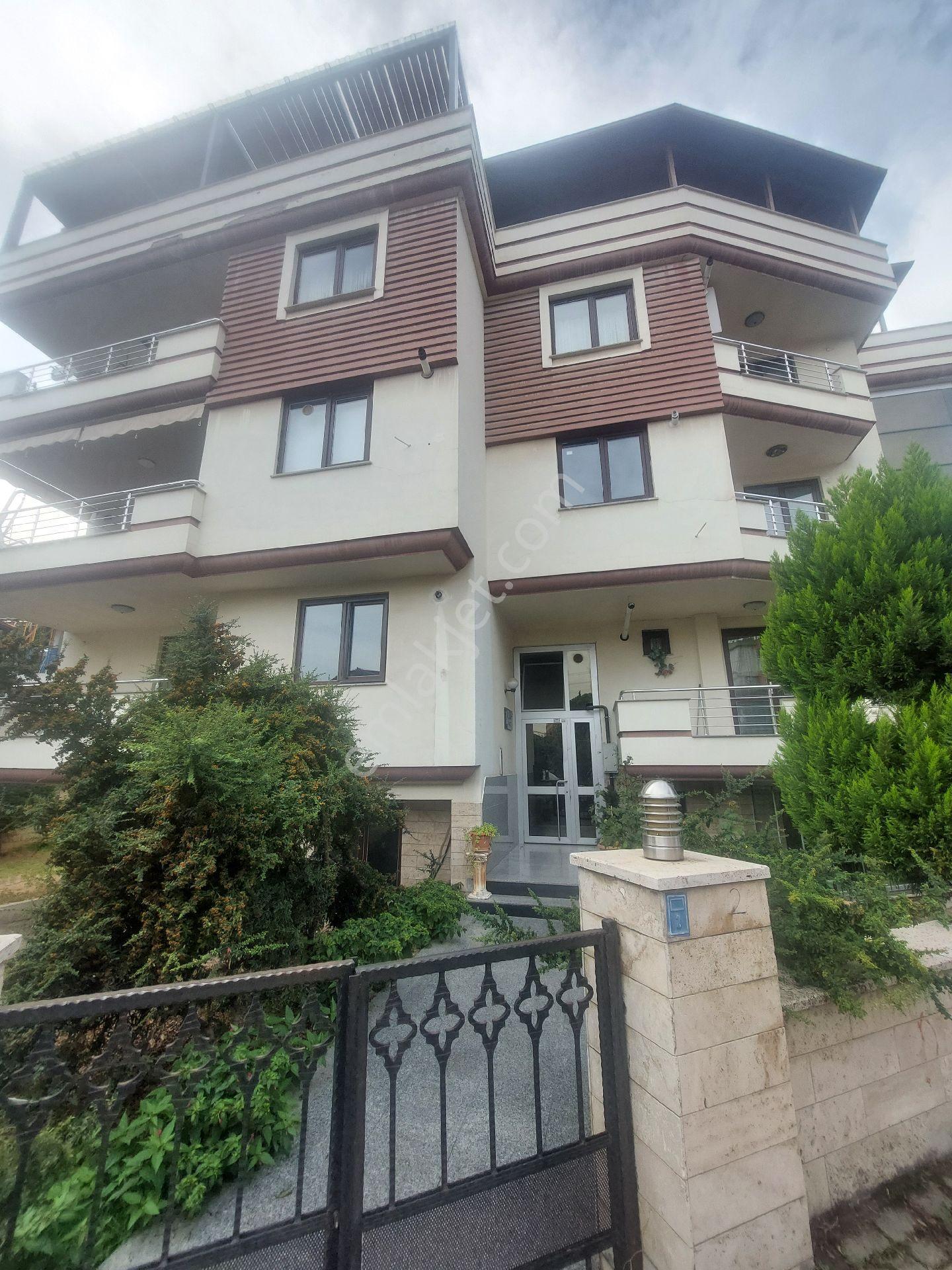 Mehmetcik"te 147 M² Geniş Daire