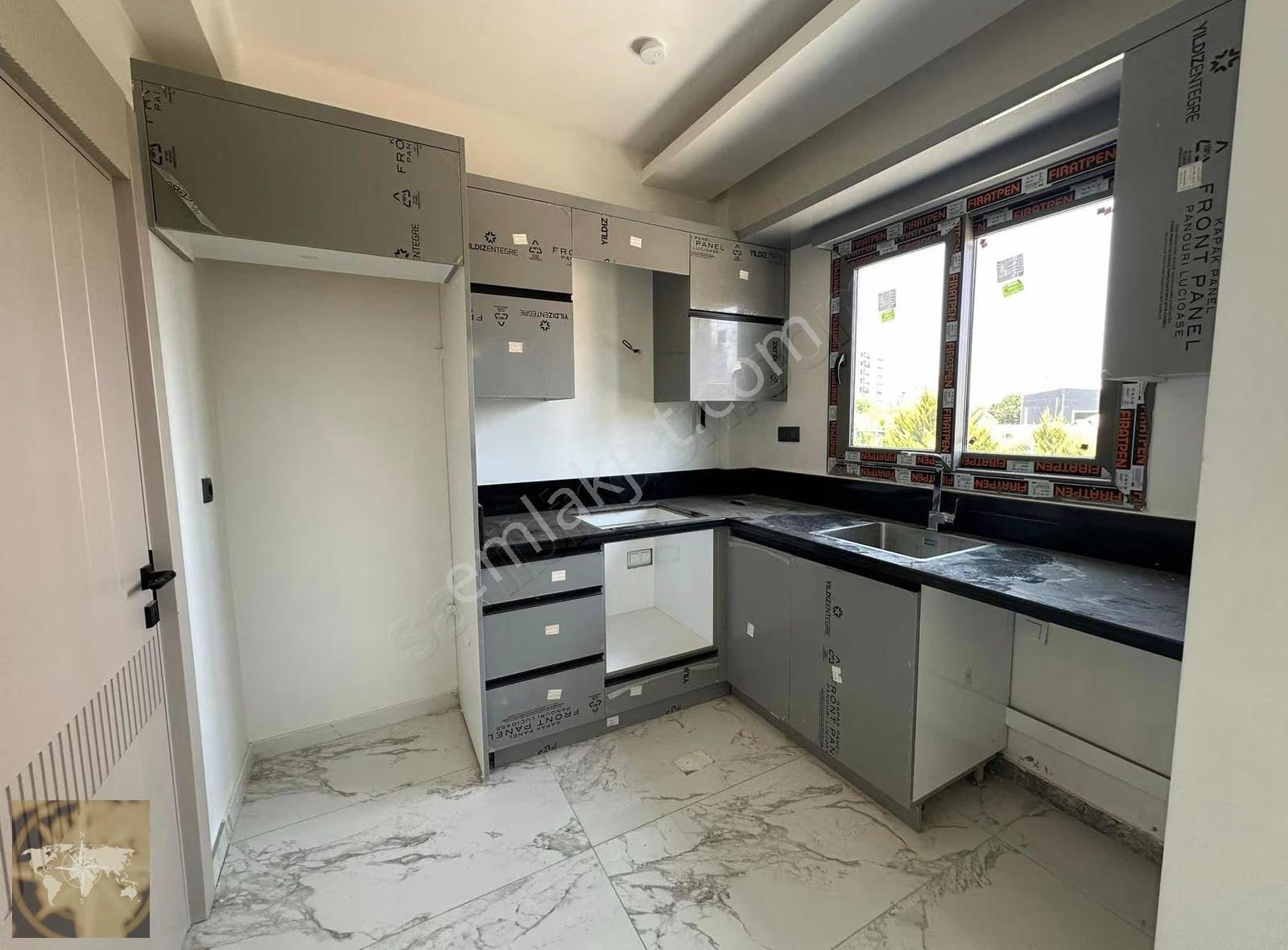 Dream Home'dan Eski Mezitli Bölg. Bağımsız Mutfak Satılık 2,5+1 - Görsel 6