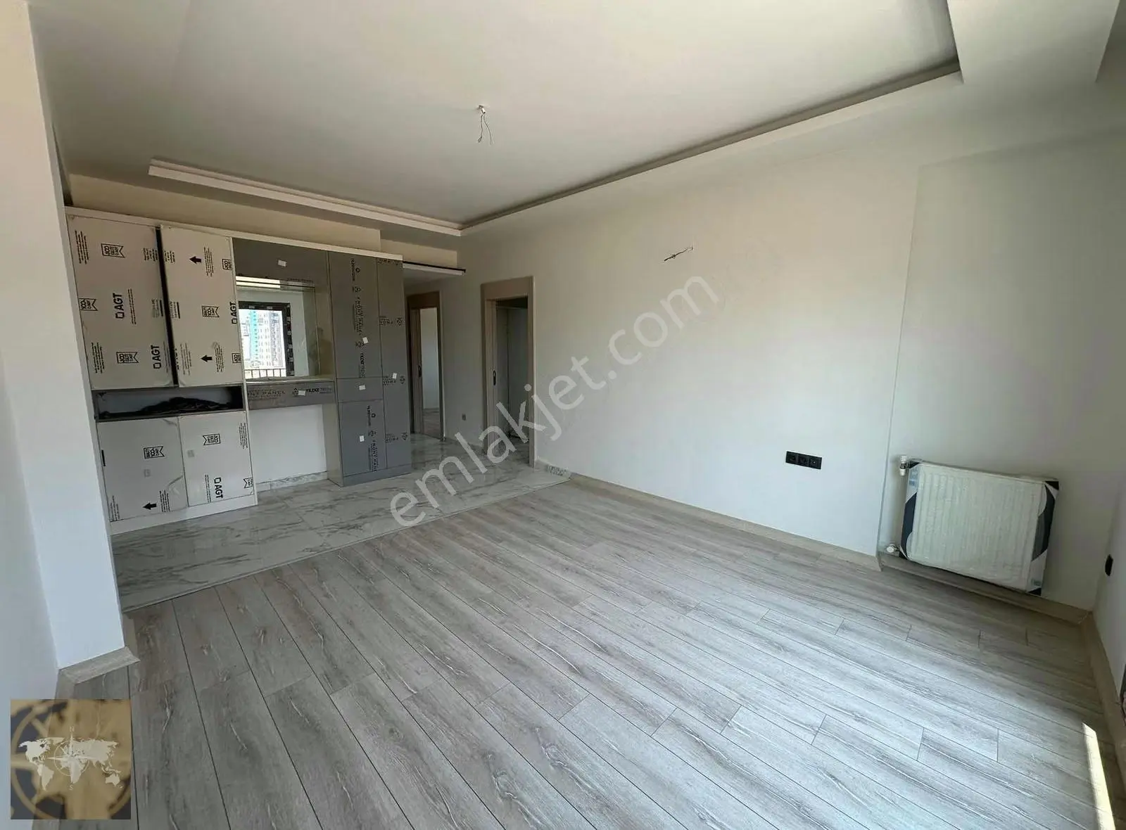 Dream Home'dan Eski Mezitli Bölg. Bağımsız Mutfak Satılık 2,5+1 - Görsel 3
