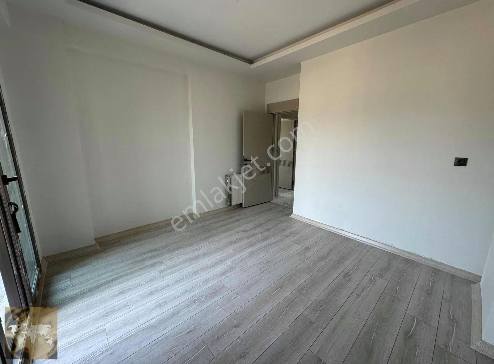 Dream Home'dan Eski Mezitli Bölg. Bağımsız Mutfak Satılık 2,5+1 - Görsel 16