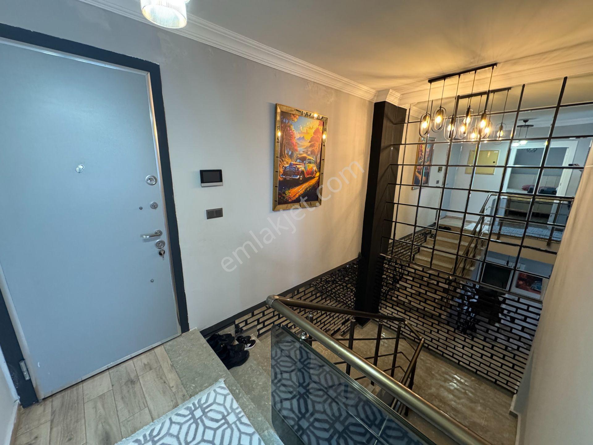 Sapanca Site İçinde Göl Manzaralı Satılık Villa.. - Görsel 23