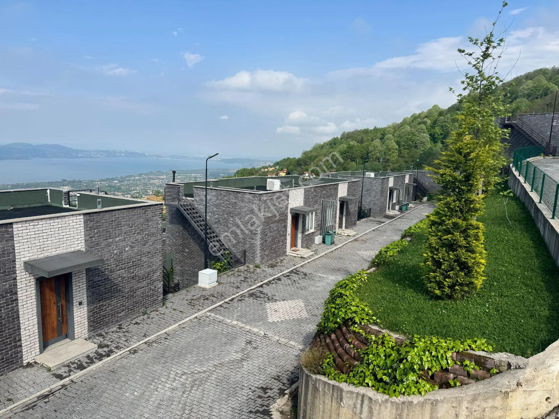 Sapanca Site İçinde Göl Manzaralı Satılık Villa.. - Görsel 2