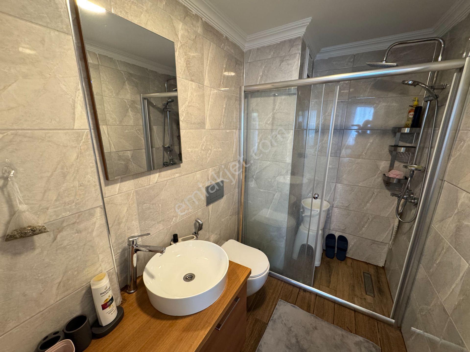 Sapanca Site İçinde Göl Manzaralı Satılık Villa.. - Görsel 19