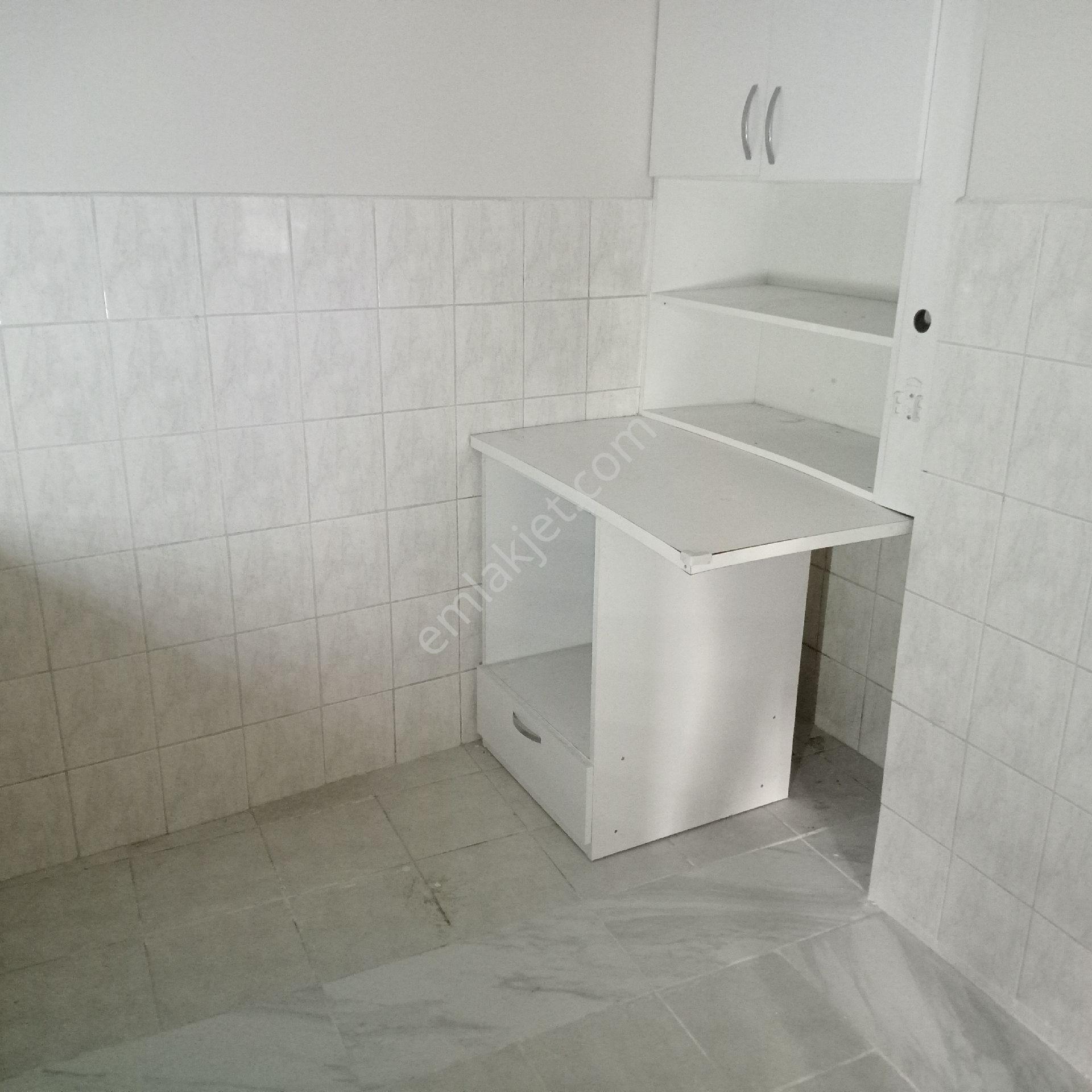 Tarabya Ferahevlerde Bahce Kullanımlı Kiralık 3+1 Daire - Görsel 14