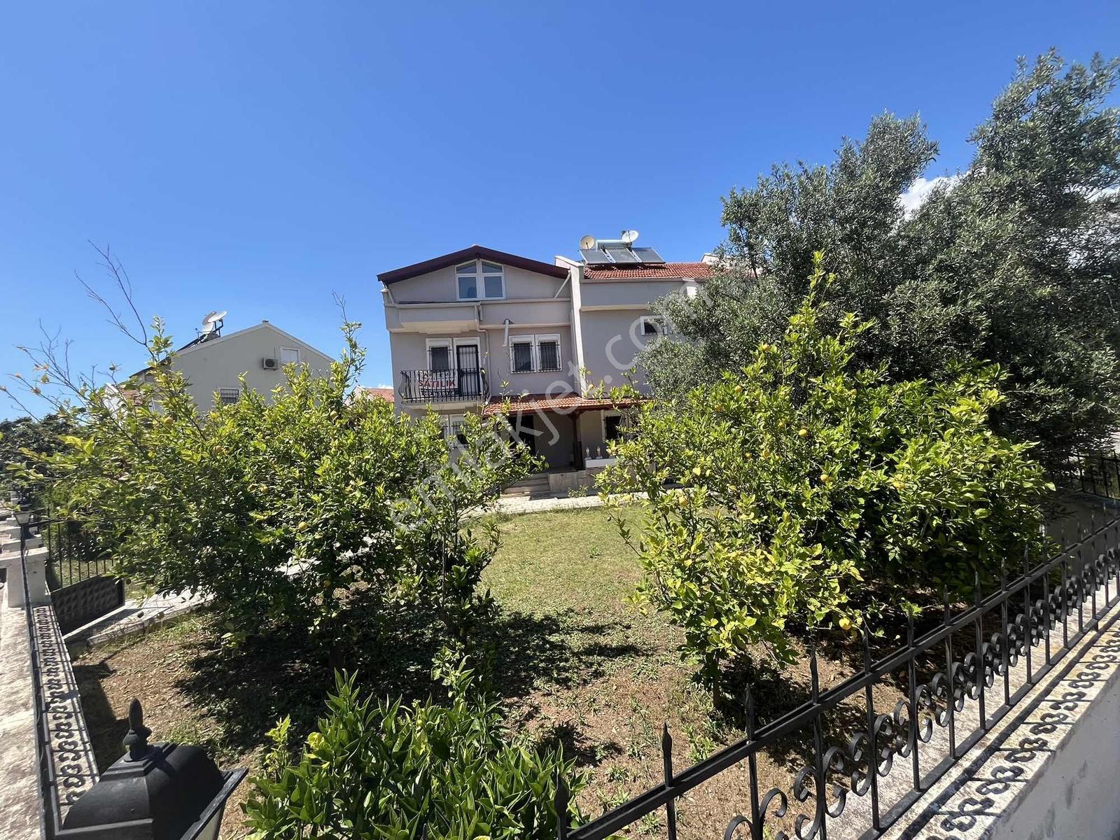 Fethiye Foça'da 600 M2 Arsa Paylı Satılık 6+1 Müstakil Villa - Görsel 7