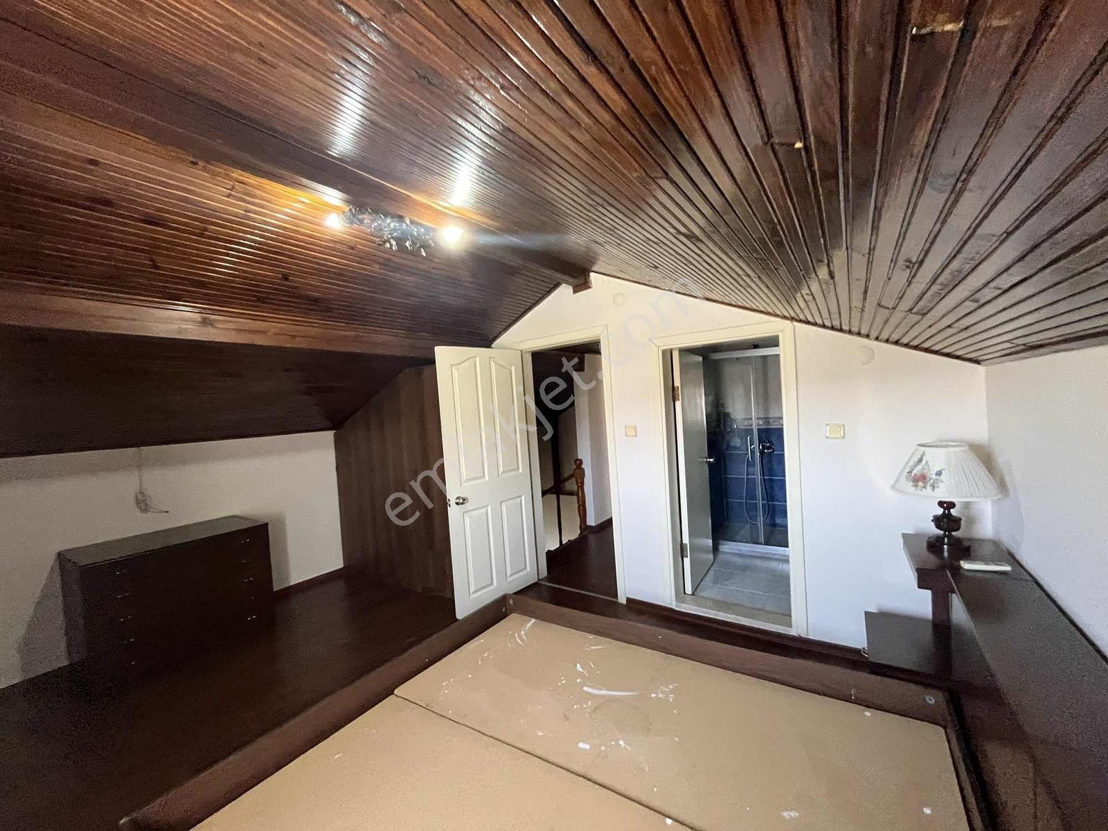 Fethiye Foça'da 600 M2 Arsa Paylı Satılık 6+1 Müstakil Villa - Görsel 14
