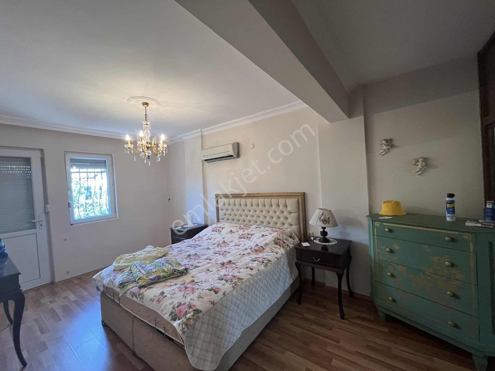 Fethiye Foça'da 600 M2 Arsa Paylı Satılık 6+1 Müstakil Villa - Görsel 16