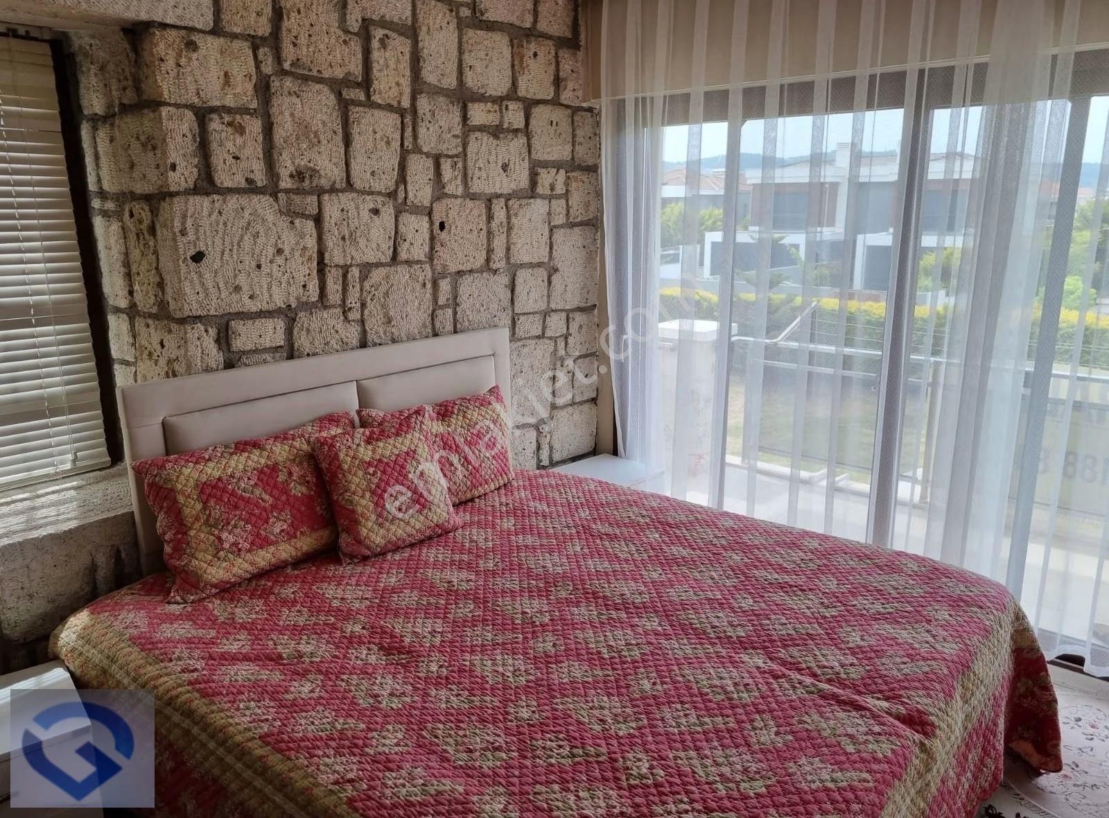 Hüseyin Öziç'den Alaçatıda Kiralık Villa - Görsel 8