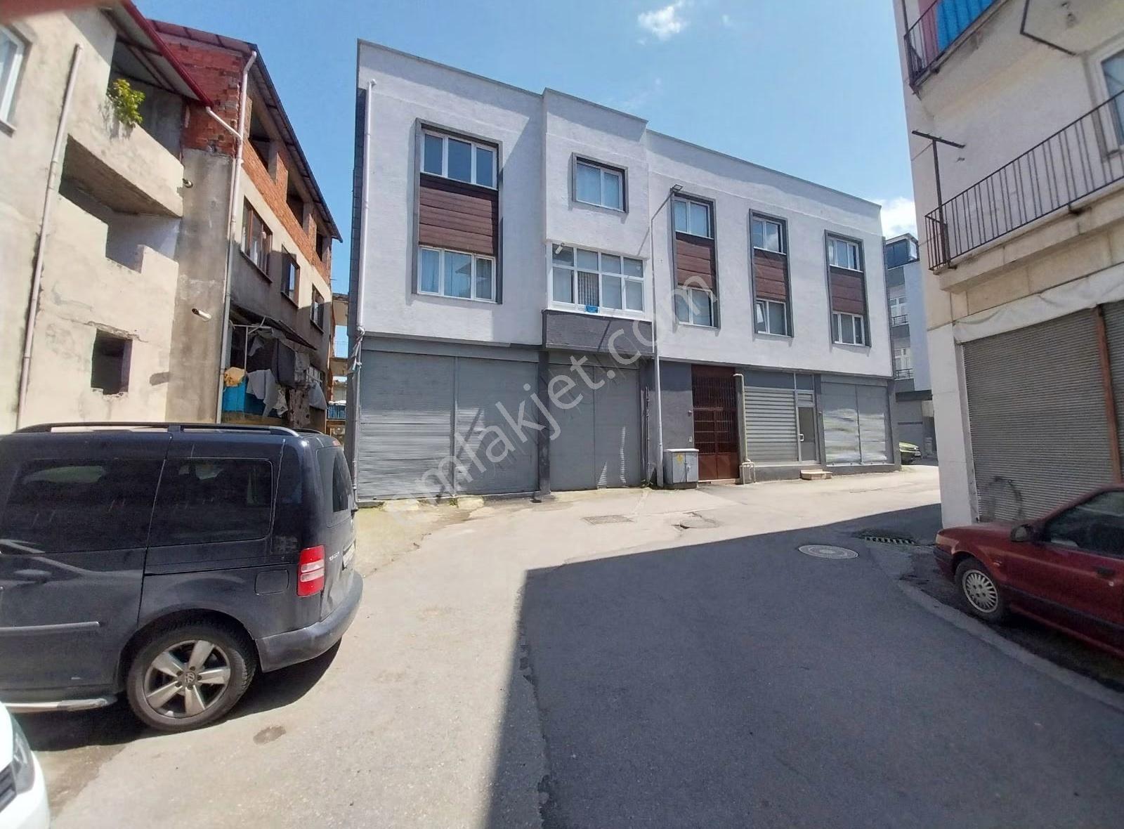 Önüne Araç Yanaşabilen 100m² Depo - Görsel 9
