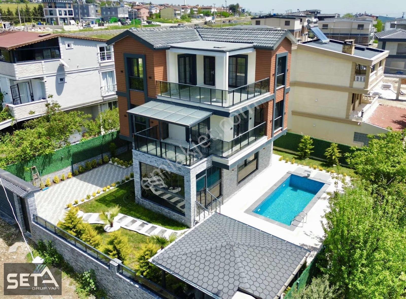 ▃▅▇seta Grup▇▅▃denize 200m 5+1 Çardaklı Havuzlu Lüks Villa ..!