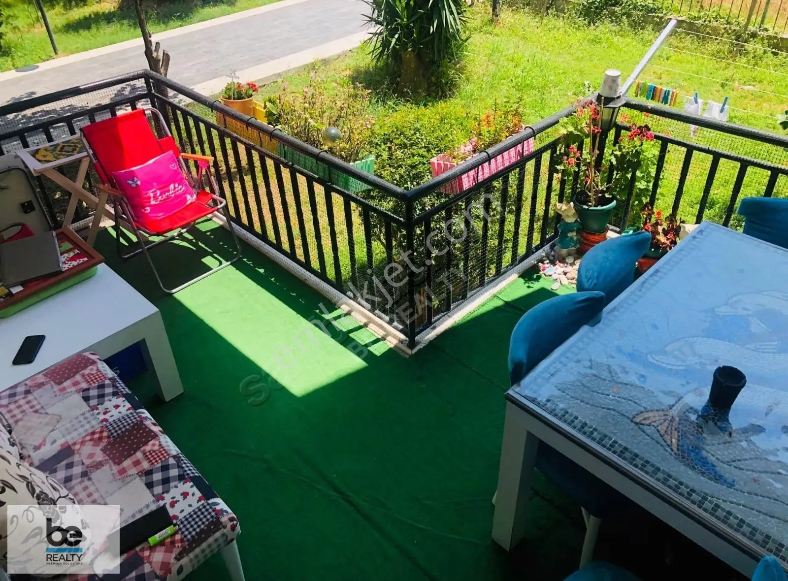 Havuzlu Site İçerisinde Geniş 4+1 Dubleks Satılık Daire