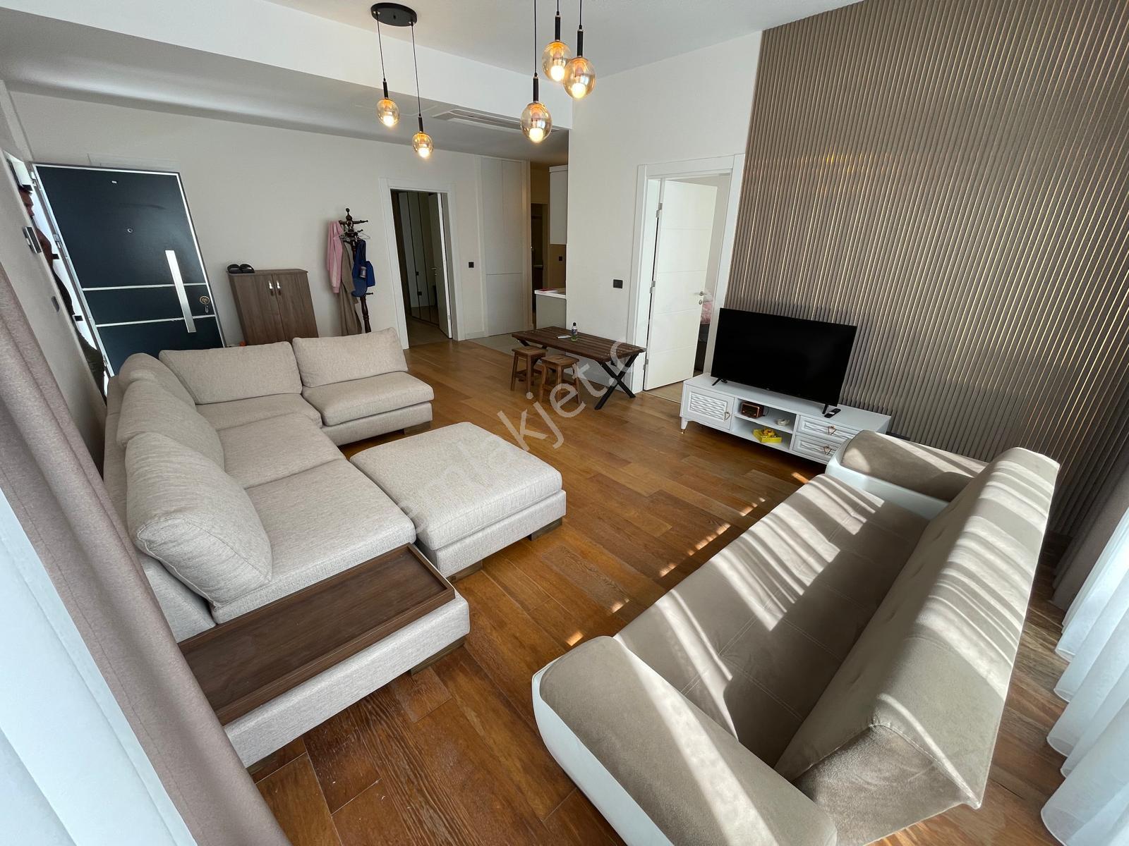 Turyap Çeşme Ayasaranda Terrace Park'ta Kiralık Eşyalı 2+1 Daire - Görsel 12