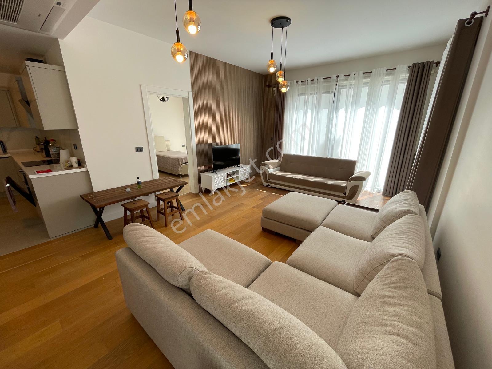 Turyap Çeşme Ayasaranda Terrace Park'ta Kiralık Eşyalı 2+1 Daire - Görsel 11