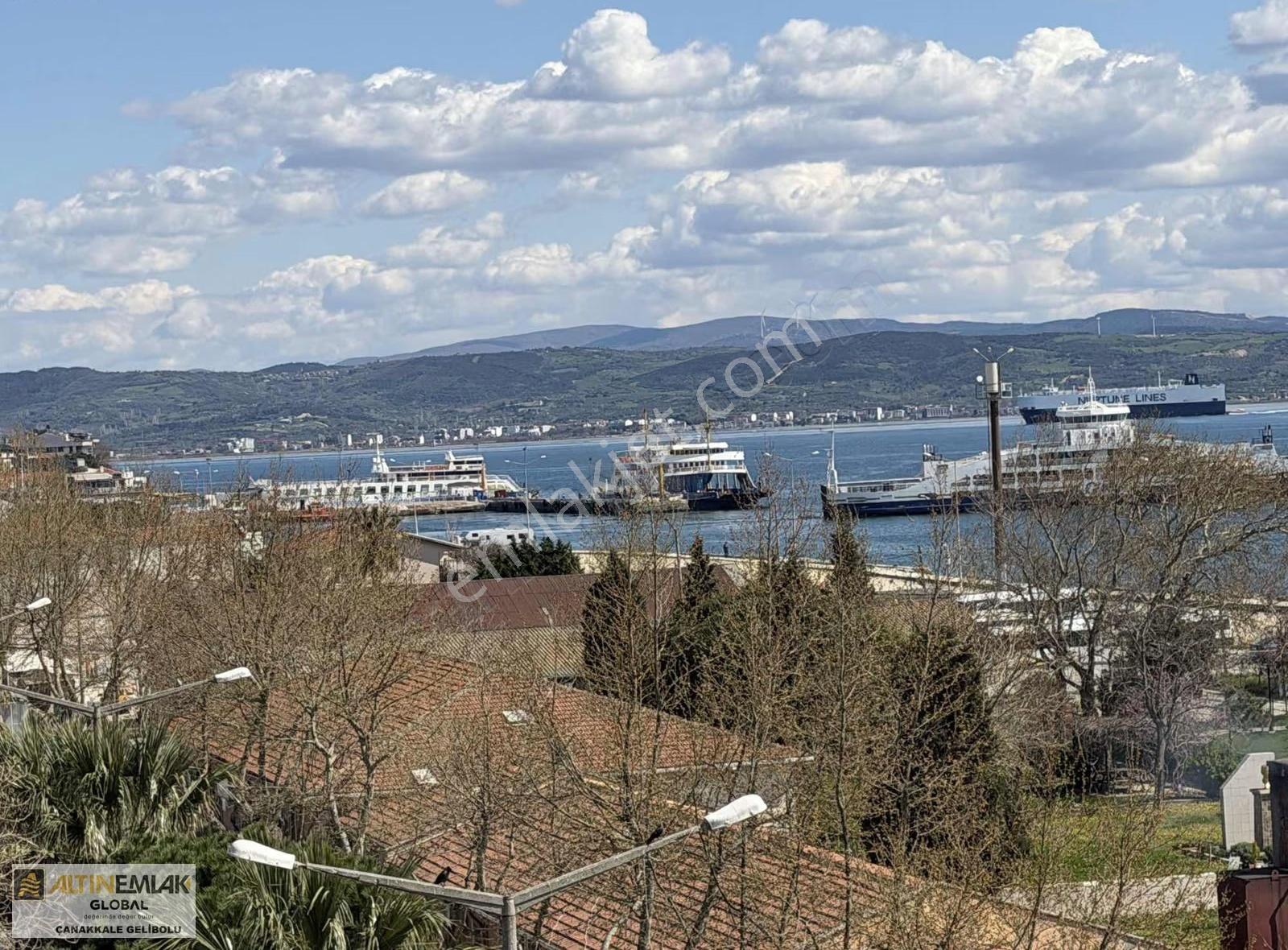 Altın Emlaktan Boğaz Manzaralı Kiralık Eşyalı 2+1 Daıre