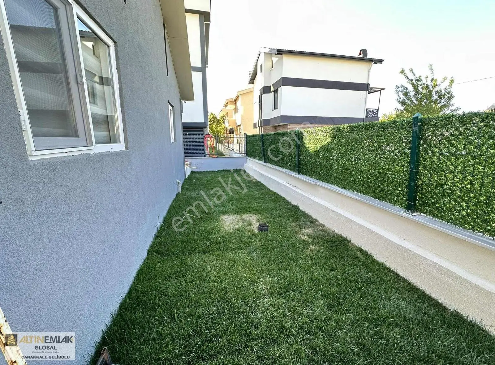 Altın Emlaktan Güneyli Plaja 100 Metre Kiralık Yazlık - Görsel 3