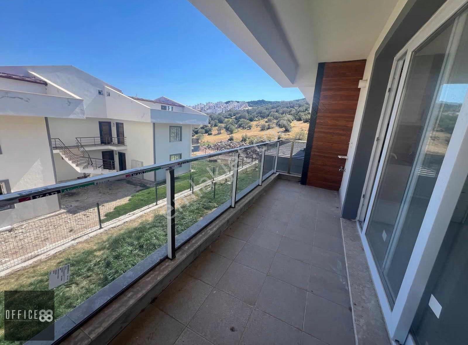 Nirvana Sitesinde Deniz Manzaralı 3+1 Daire - Görsel 12