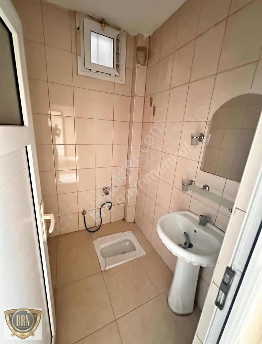 Brn Emlak'tan Selçuklar Mahallesin'de 3+1 Kiralık Daire - Görsel 20