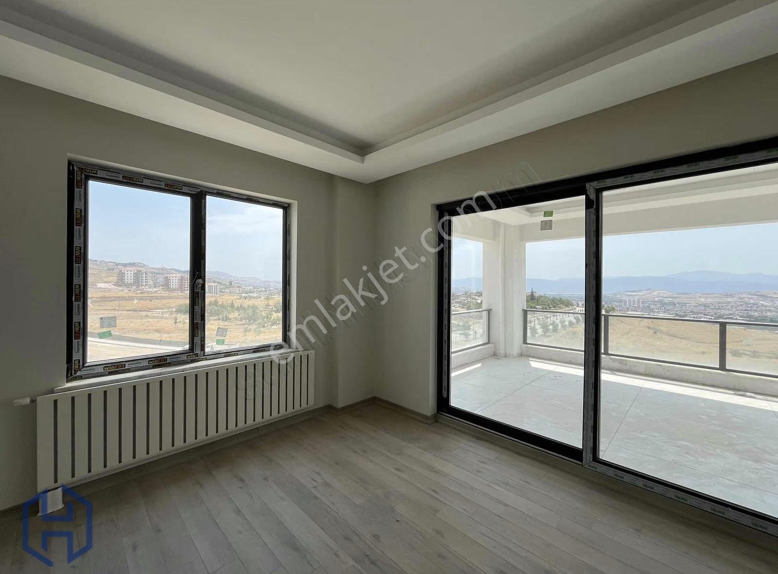 Harbert Oba 23 Şehir Manzaralı Satılık 4+1 Lüks Fırsat Daire - Görsel 14
