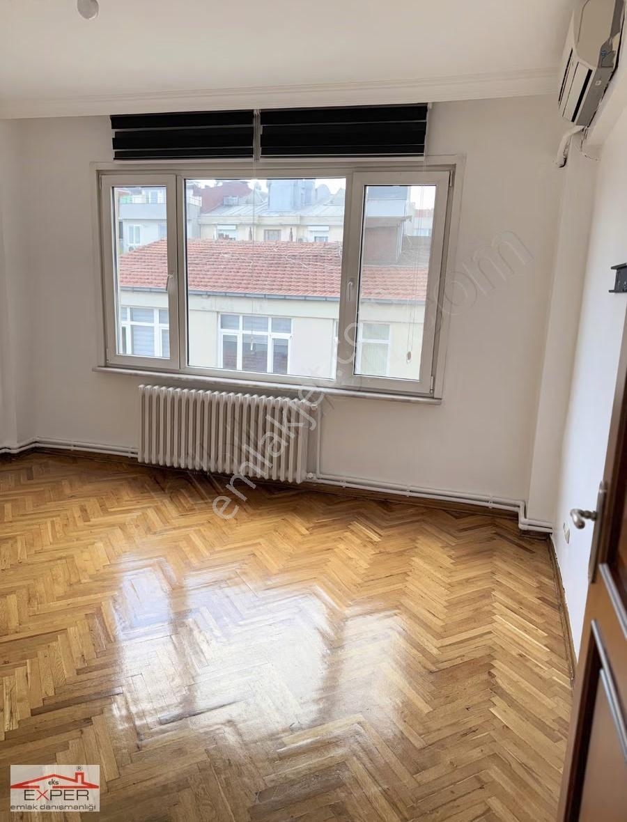 Valikonağı Caddesi'nde; 100m2 Bakımlı, Aydınlık 3+1 Köşe Daire: - Görsel 10