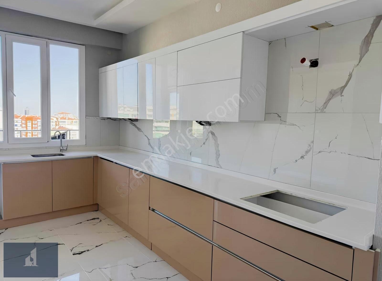Kadir Dikici'den Dilek Garden'da Arakat Satılık 3,5+1 Daire - Görsel 2