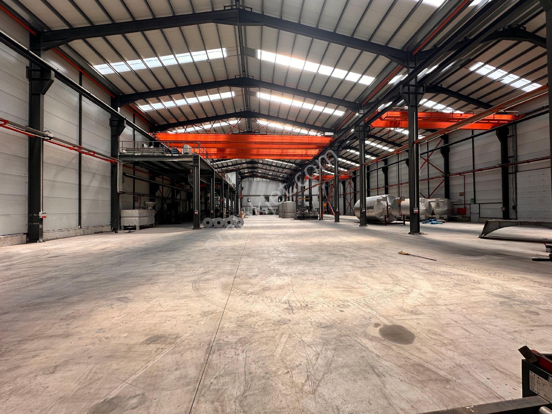 Remax Mavi Senem Koç Sakarya Arifiye'de Kiralık 3460m2 Fabrika - Görsel 32