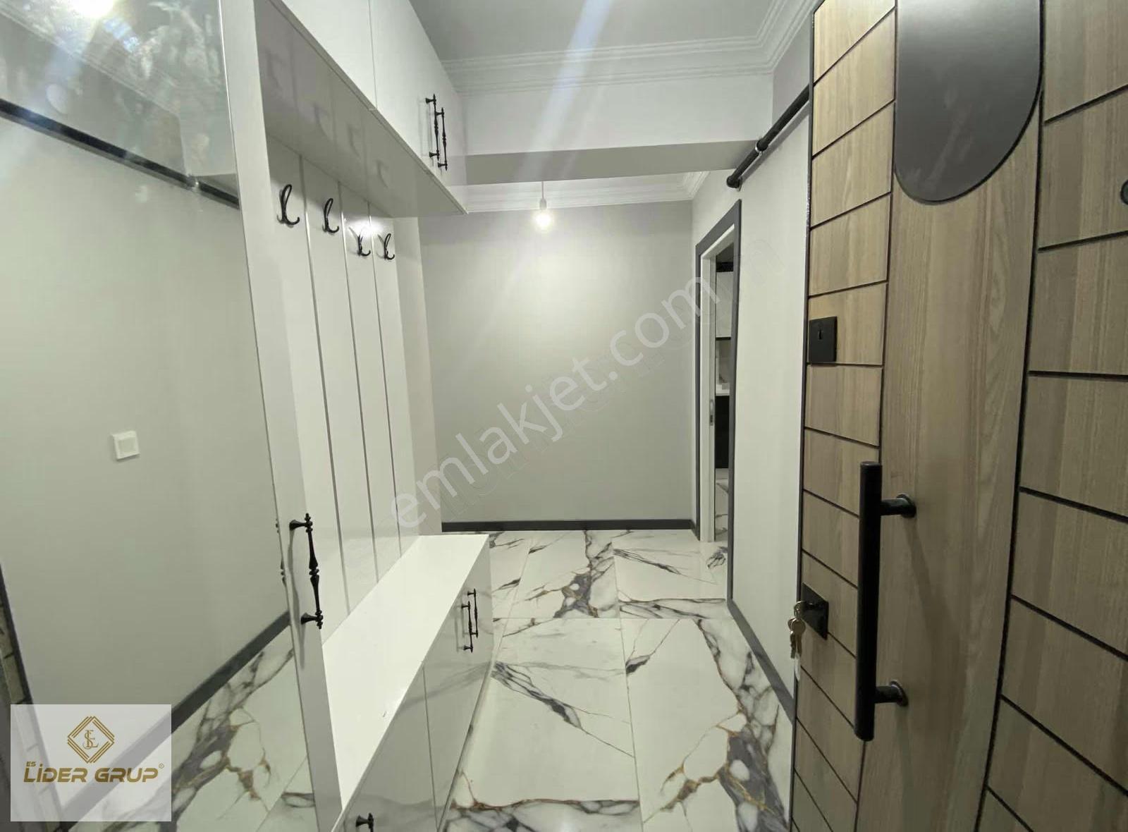 Eslider'den Bölgenin En Büyük 1+1 Apartı Satılık - Görsel 15